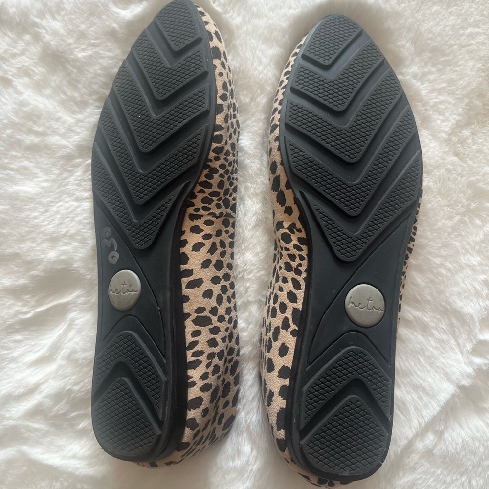 Shoes - Picture 4 of 4
